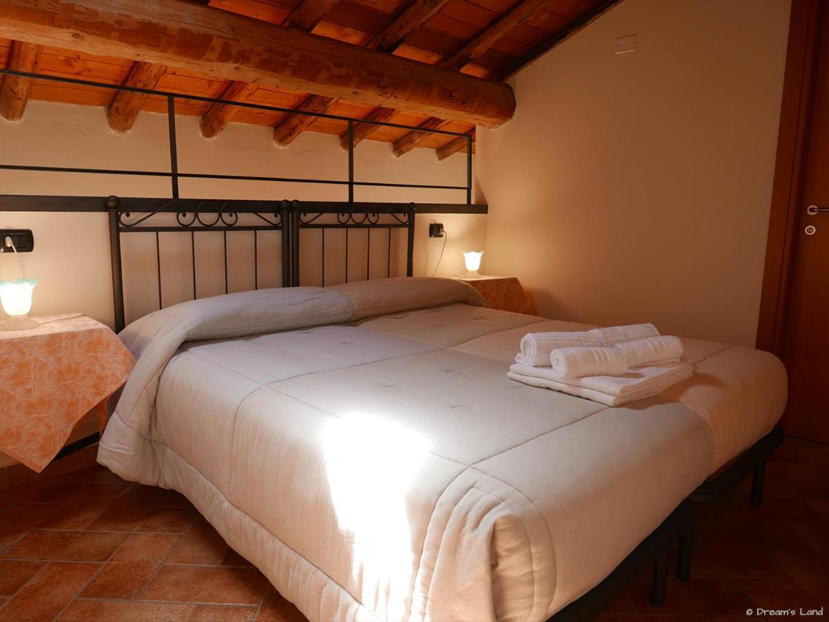 Agriturismo La Staffa فاليجيو سول مينشيو المظهر الخارجي الصورة